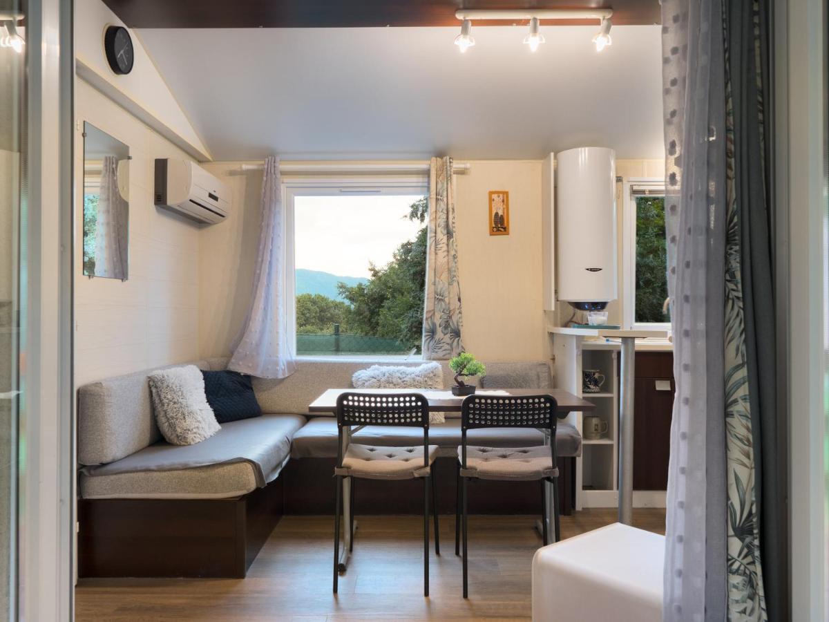 Laurahaus Holiday home *